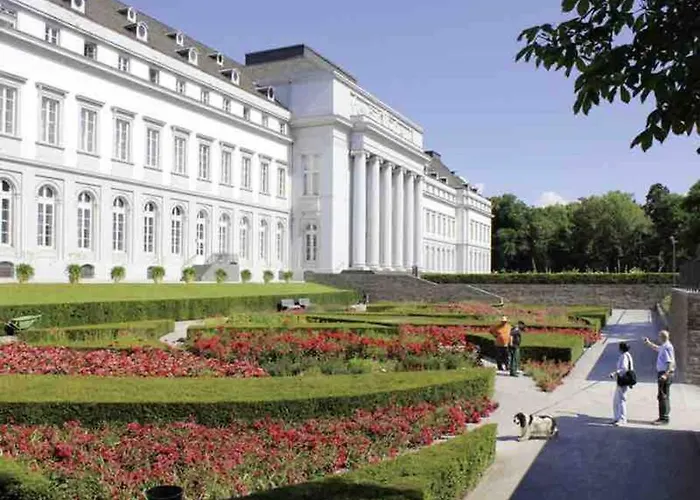 Stilvolle Altstadtwohnung Mit 2 Schlafzimmern Coblença